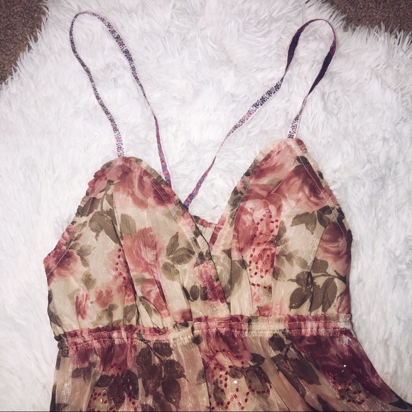 Women’s floral see through top - Picture 3 of 3